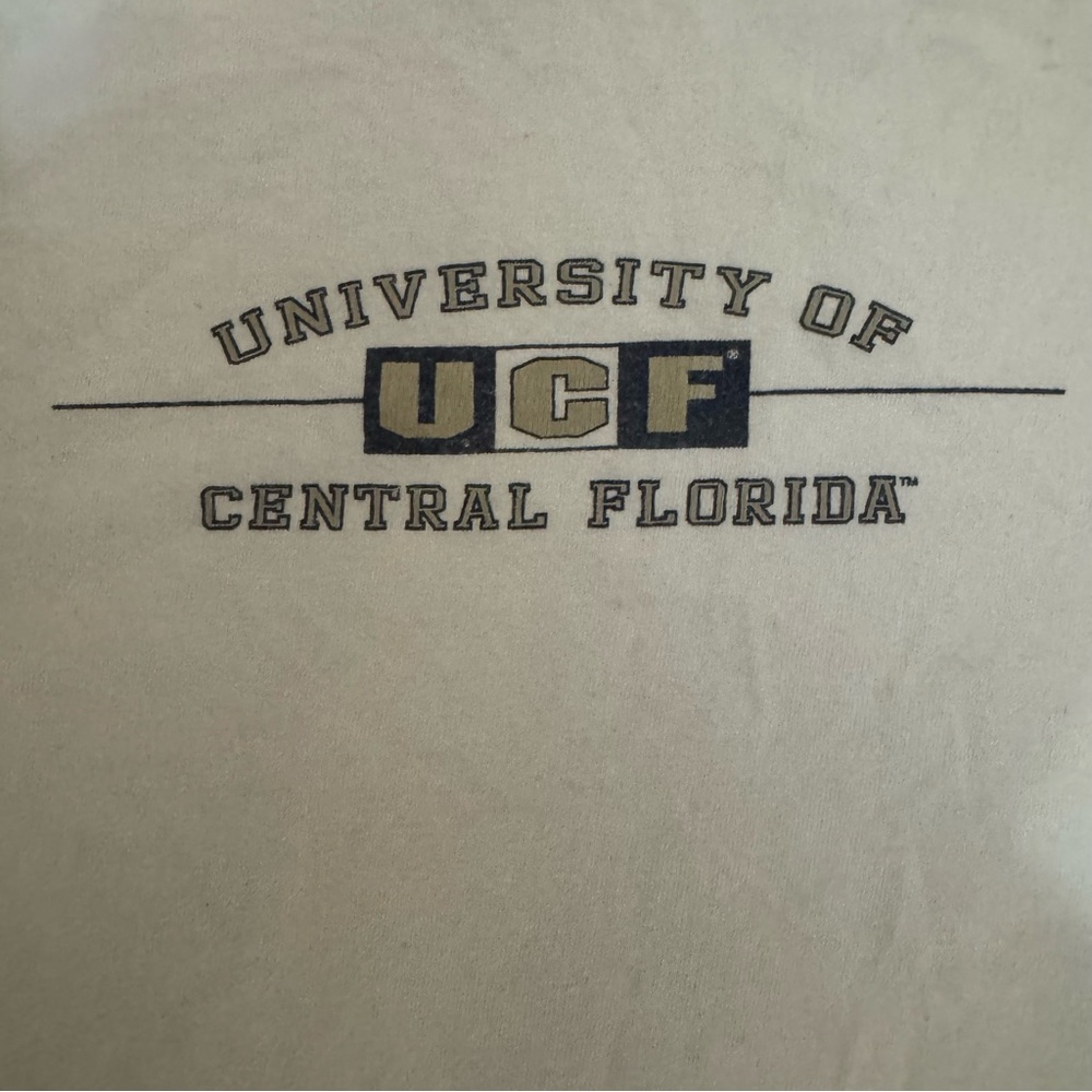 Vtg UCF Women’s T Shirt Cream Short Sleeve Y2K Size Small
